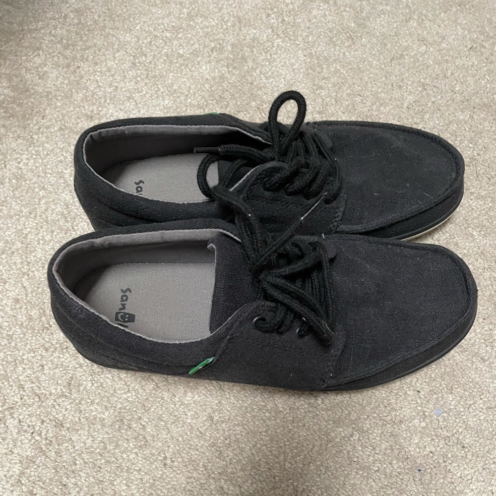 Men’s Sanuk shoes